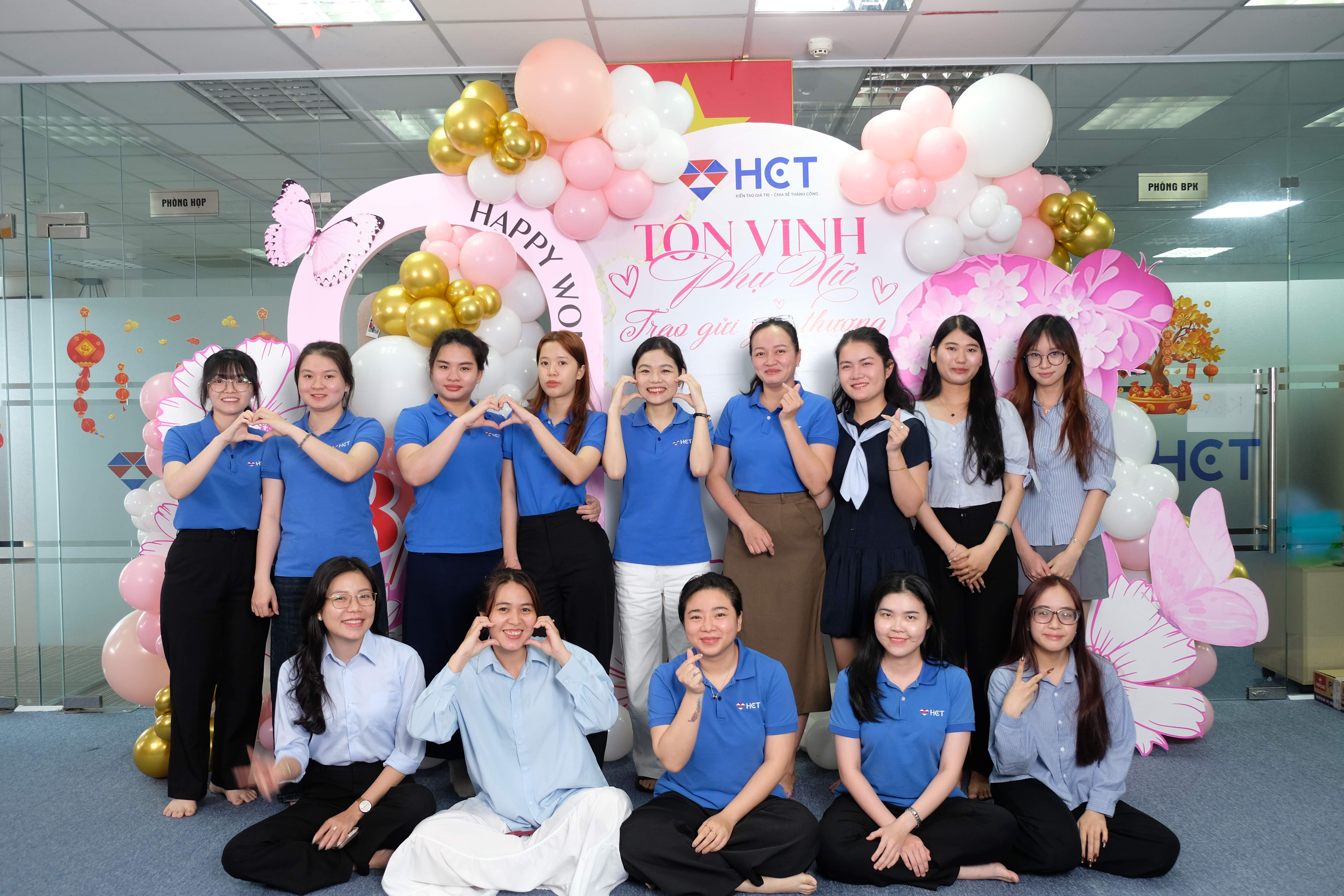 Hội sở Hồ Chí Minh chào mừng ngày 8/3/2026
